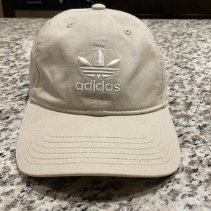 Tan Adidas women’s baseball hat